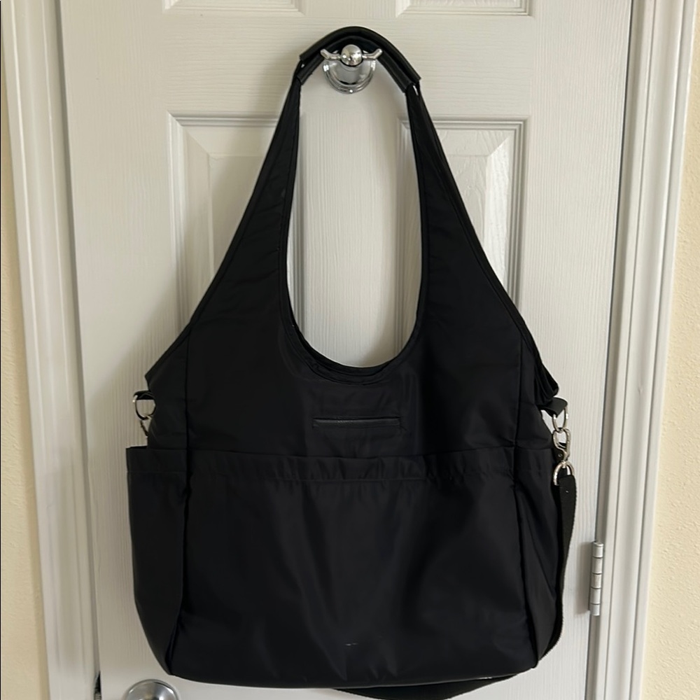 31 City Park Tote Bag Black